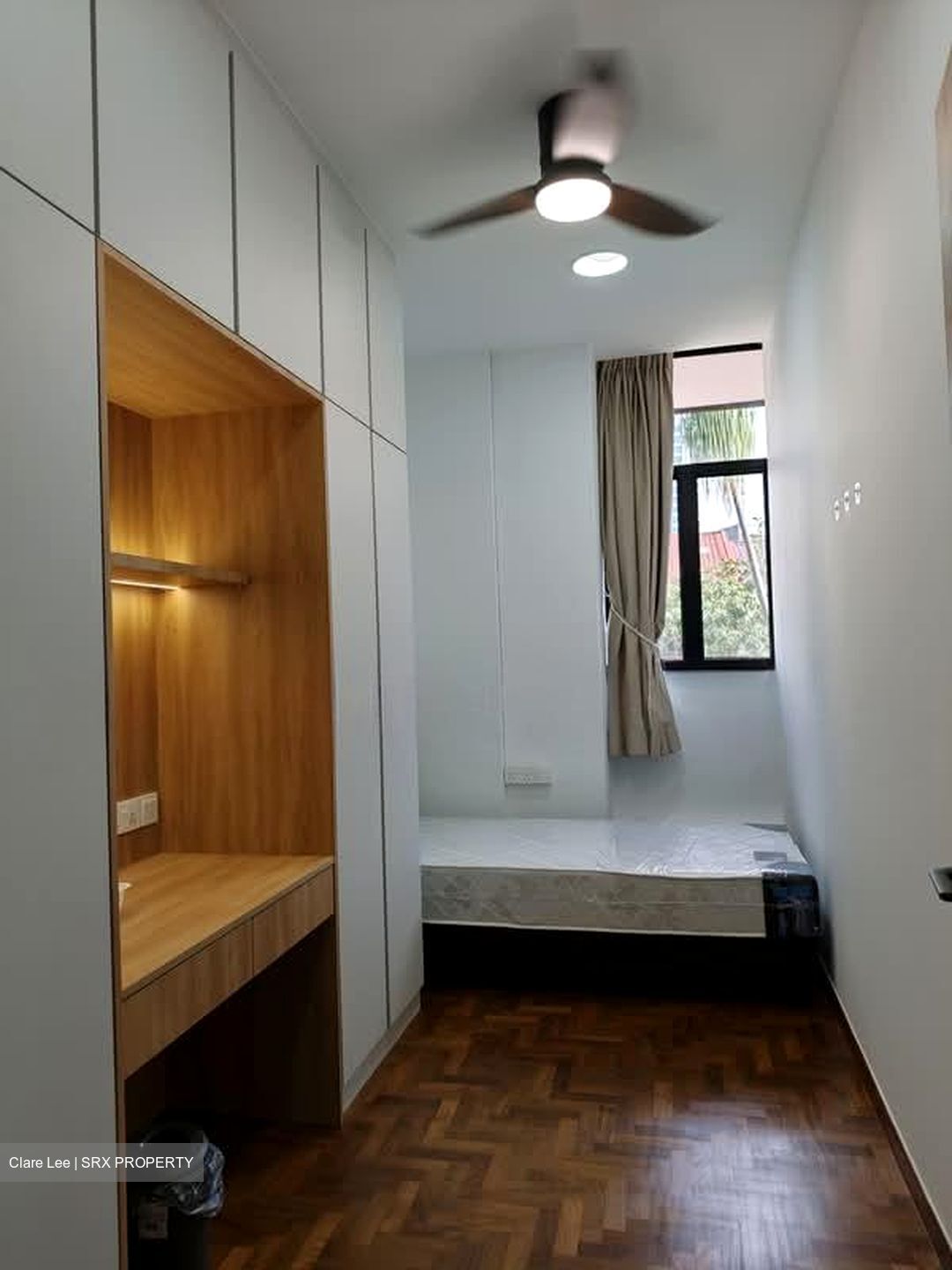 West Coast Road (D5), Terrace #601967461